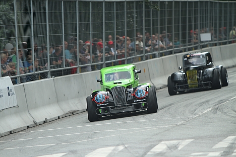 Mikkel C. Johansen ligger godt med i kampen om Legend Cars-mesterskabet